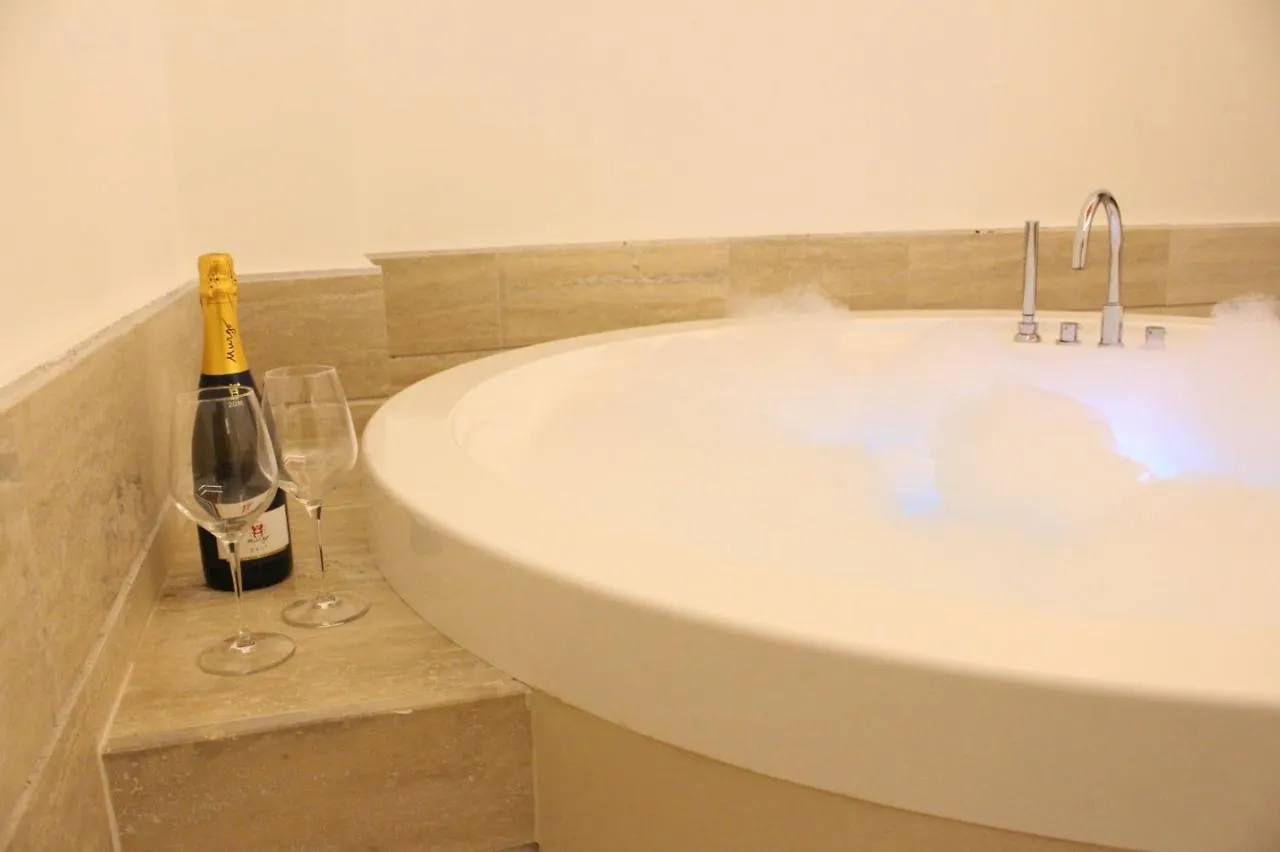 Konukevi Nerello Suites And Rooms Katanya