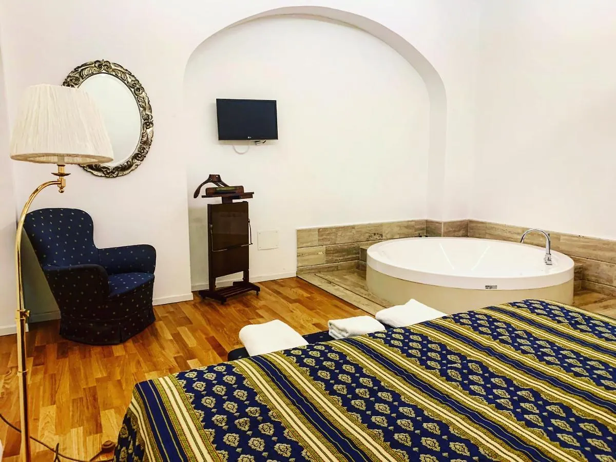 Nerello Suites And Rooms Katanya İtalya